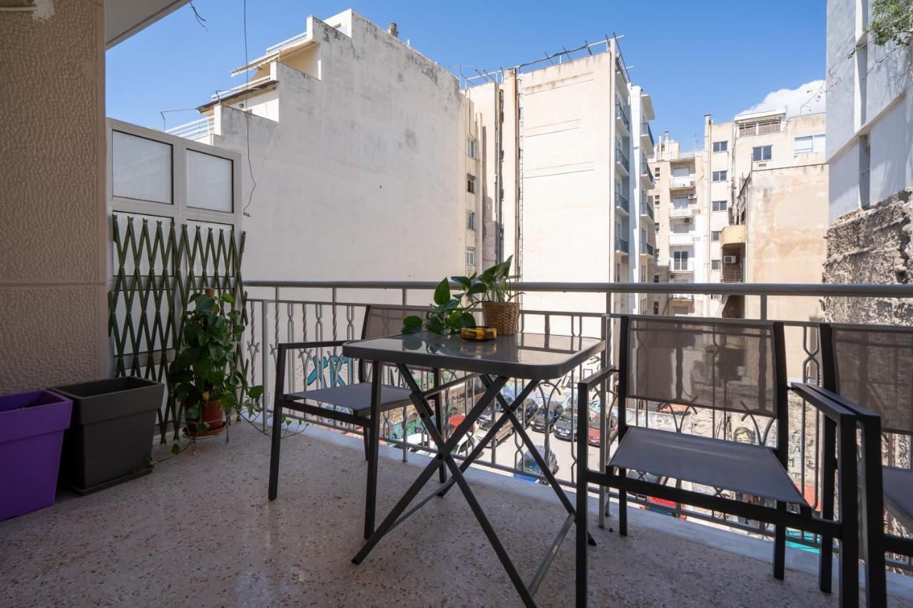 Exclusive Apartment In The Heart Of Athena Bagian luar foto