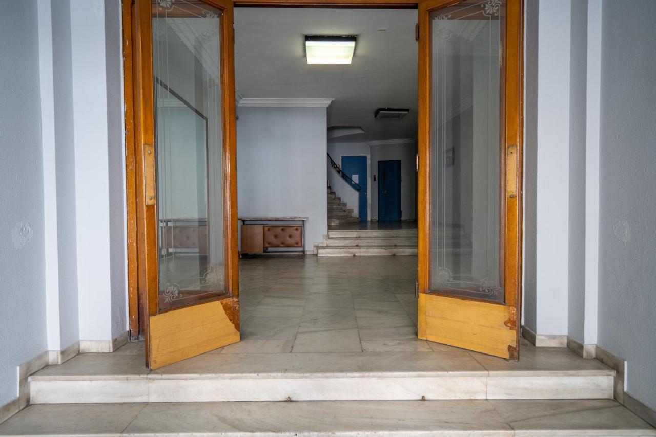Exclusive Apartment In The Heart Of Athena Bagian luar foto